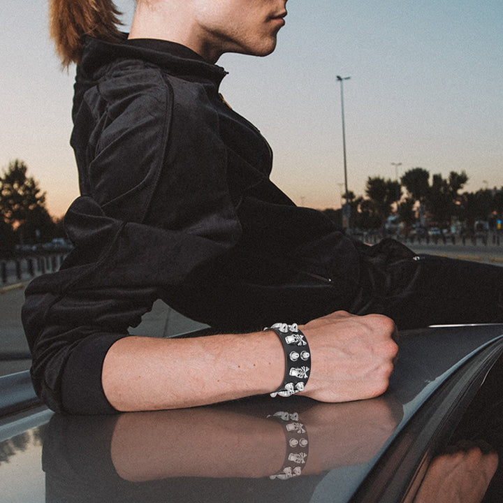 Round Rivet Gothic Bracelet Hip Hop Dark Skull Head Leather